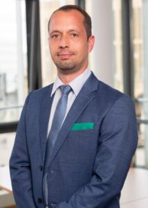 Portraitfoto von Matthias Bleyer
